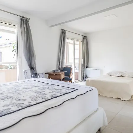 Shakespeare Apartment
